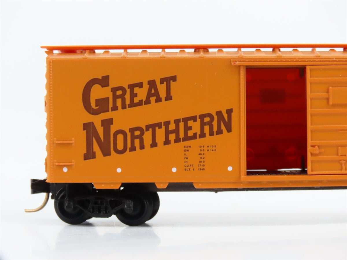 N Scale Micro-Trains MTL 20190 GN Great Northern 40&#39; Single Door Box Car #18007