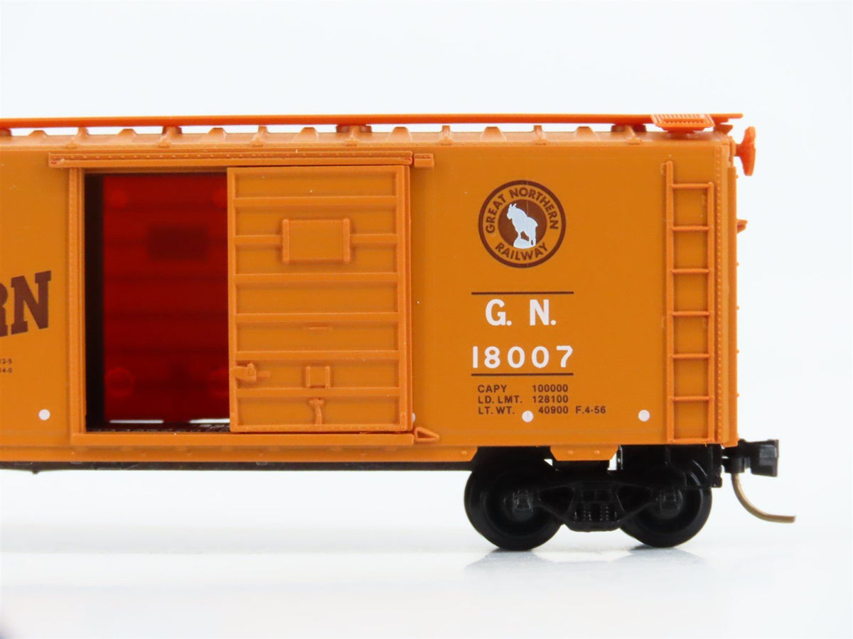 N Scale Micro-Trains MTL 20190 GN Great Northern 40&#39; Single Door Box Car #18007