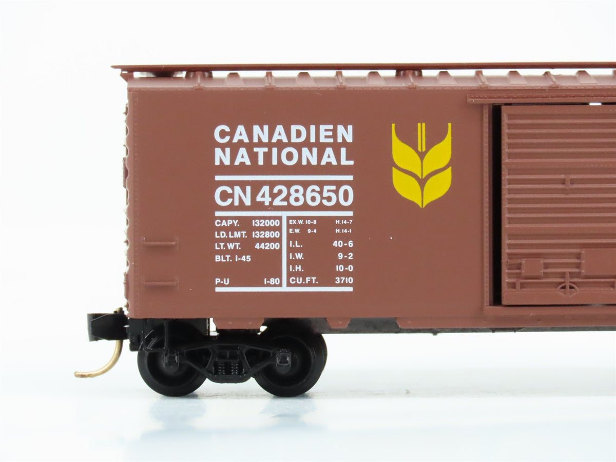 N Scale Micro-Trains MTL 20550 CN Canadian National Railroad 40&#39; Box Car #428650