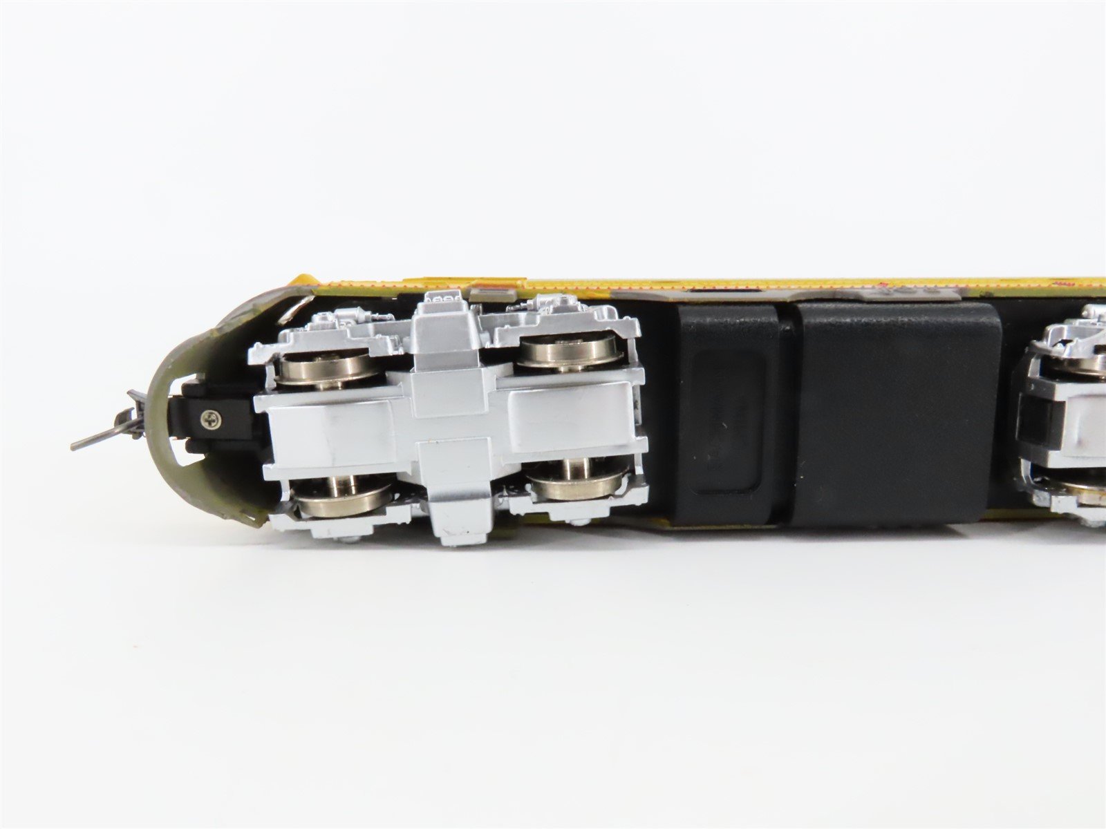 HO Scale Bachmann 61600 UP Union Pacific F9A Diesel Locomotive #1468 w/ Caboose