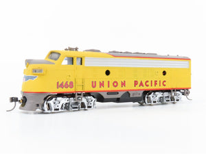 HO Scale Bachmann 61600 UP Union Pacific F9A Diesel Locomotive #1468 w/ Caboose