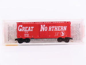 N Scale Micro-Trains MTL 20176 GN Great Northern Circus Train 40' Box Car #18588