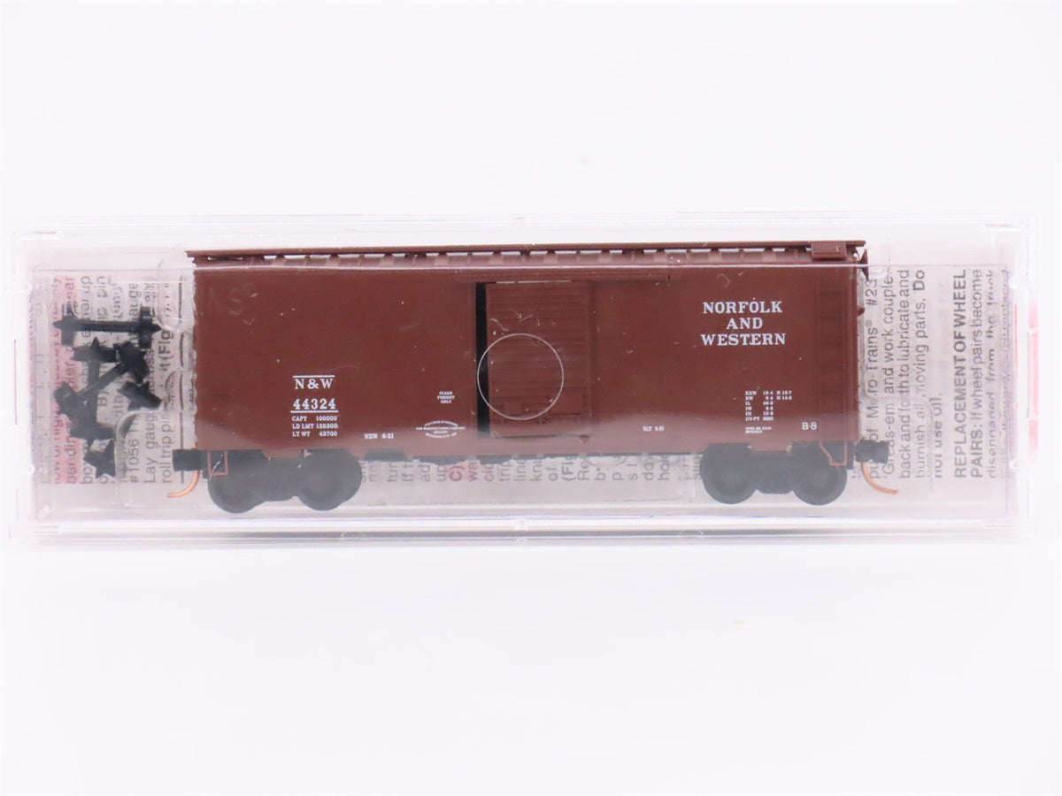 N Scale Micro-Trains MTL 20606 N&amp;W Norfolk &amp; Western Railroad 40&#39; Box Car #44324