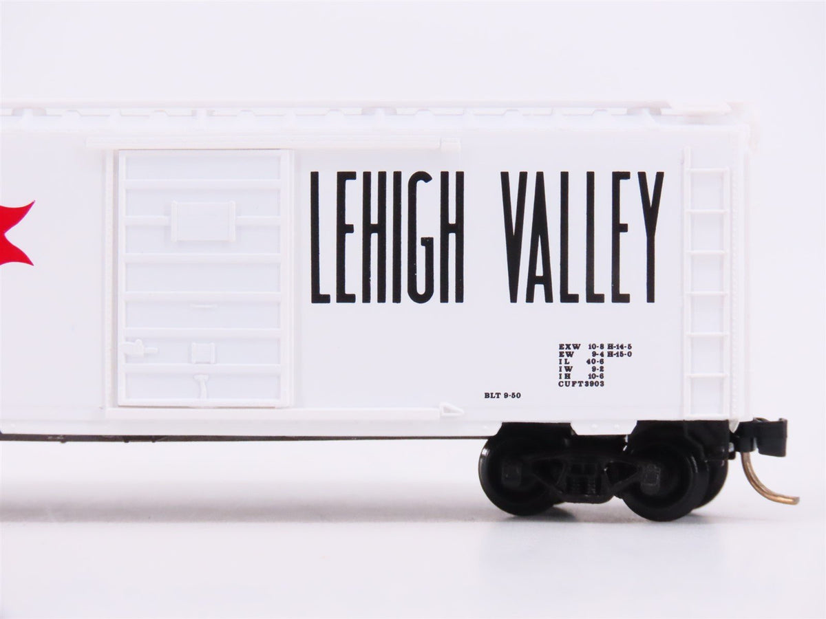 N Scale Micro-Trains MTL 20126 LV Lehigh Valley Railroad 40&#39; Box Car #62545