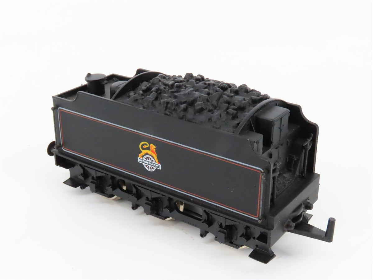 OO Scale Replica 11011 BR British Railway Class B1 Steam Locomotive #61026