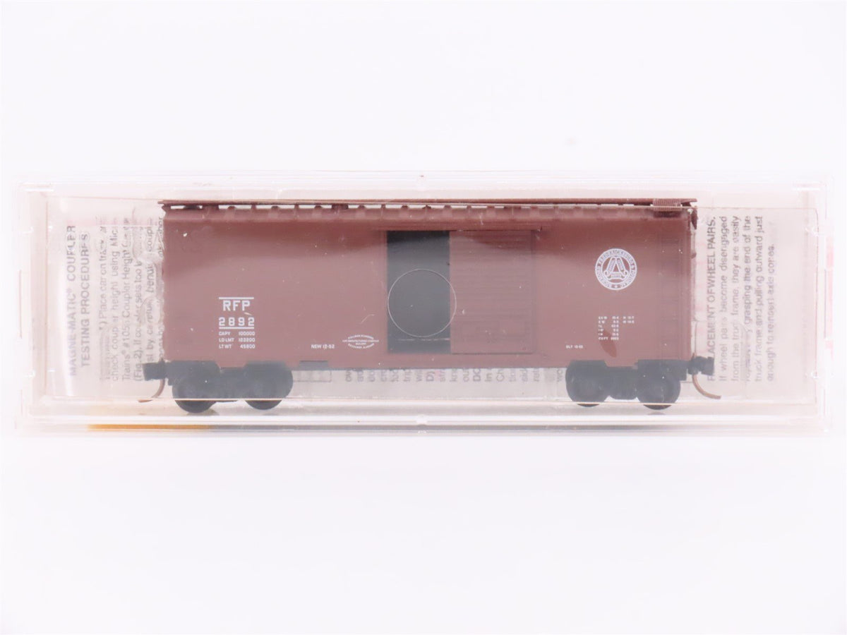 N Micro-Trains MTL 20496 RFP Richmond Fredericksburg &amp; Potomac Box Car #2892