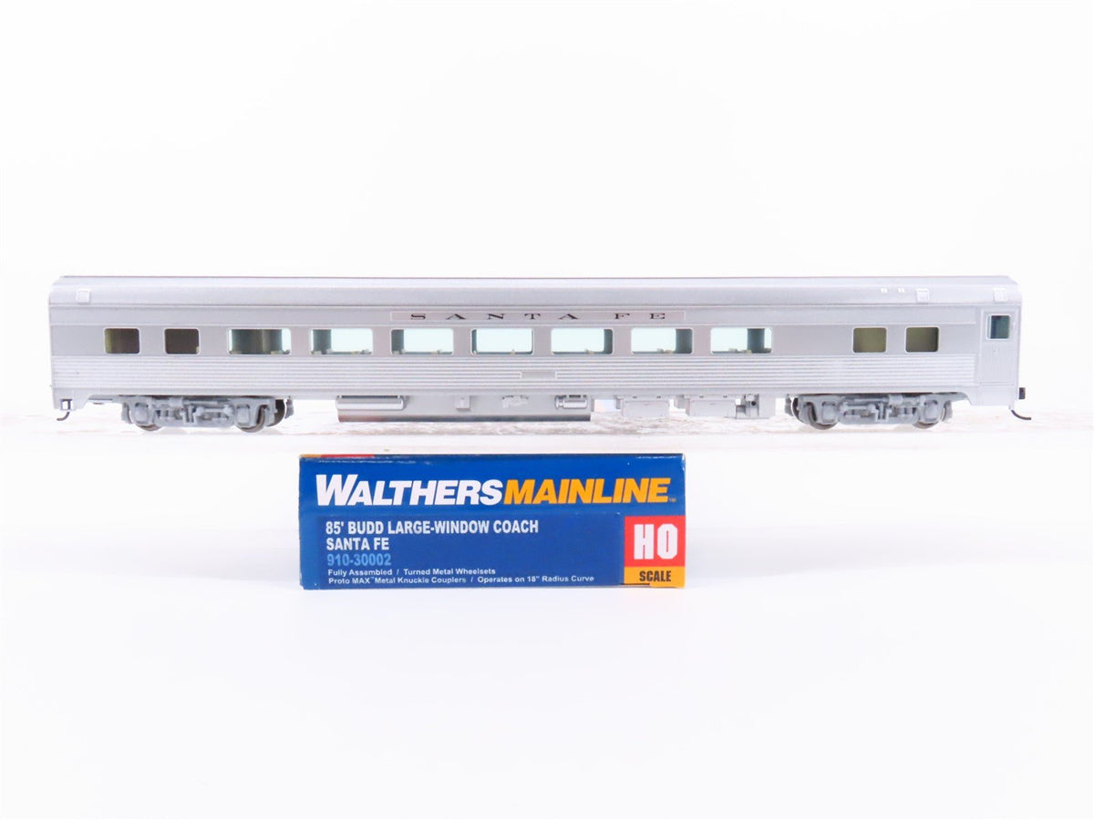 HO Scale Walthers Mainline 910-30002 ATSF Santa Fe 85&#39; Budd Coach Passenger Car