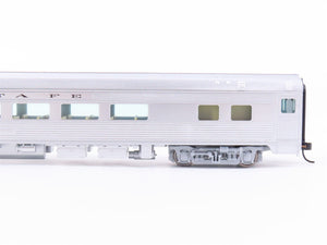 HO Scale Walthers Mainline 910-30002 ATSF Santa Fe 85' Budd Coach Passenger Car