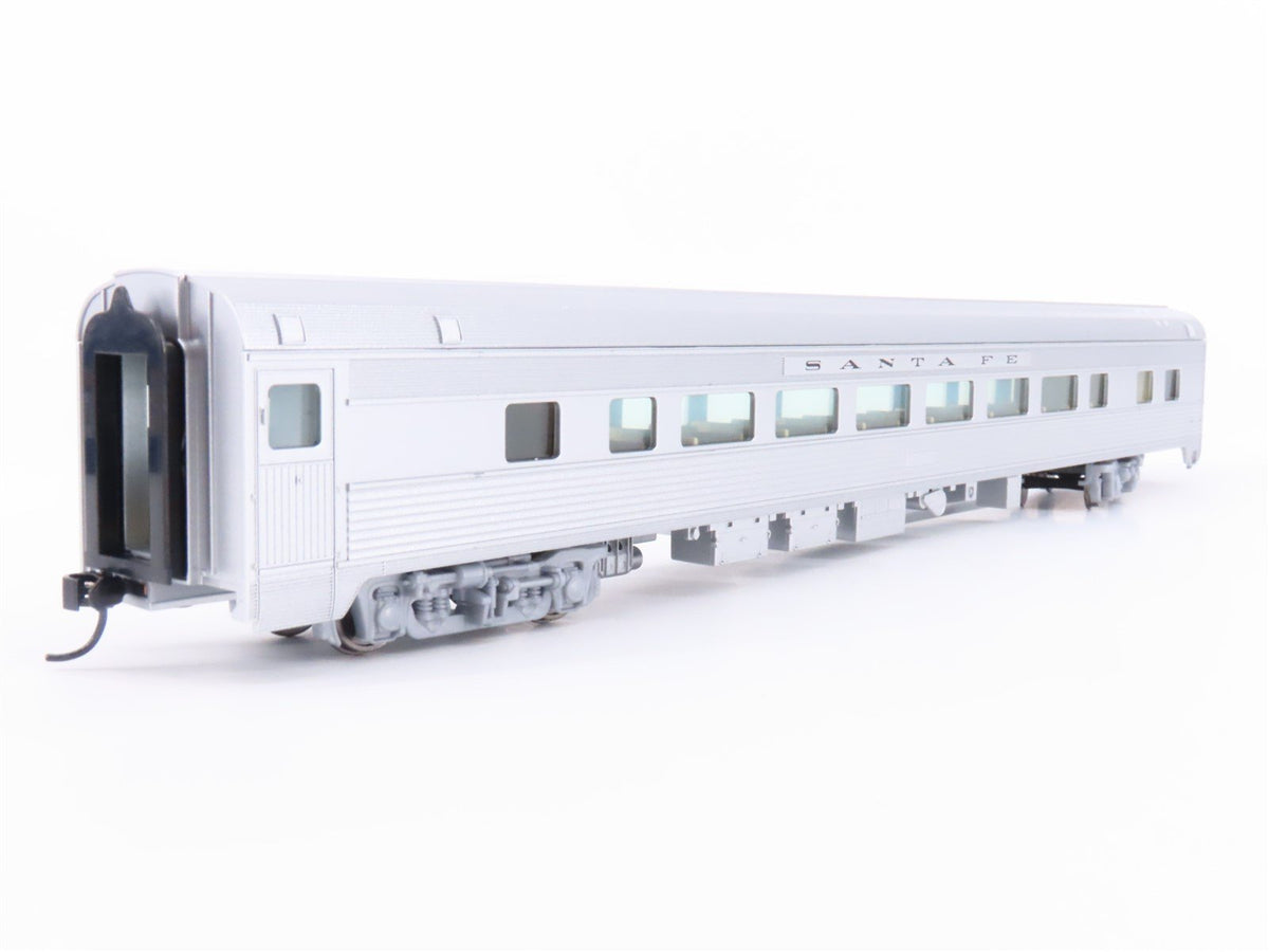 HO Scale Walthers Mainline 910-30002 ATSF Santa Fe 85&#39; Budd Coach Passenger Car