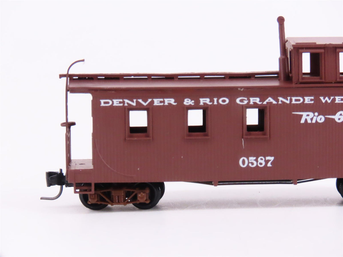 Nn3 Scale Micro-Trains MTL 15701 D&amp;RGW Denver &amp; Rio Grande Western Caboose #0587