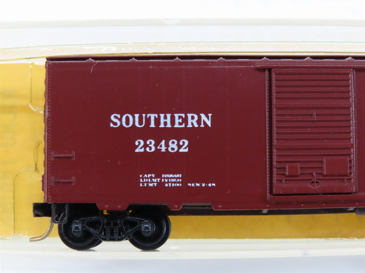 N Kadee Micro-Trains MTL 20062-1 SOU Southern 40&#39; Box Car #23482 - Blue Label