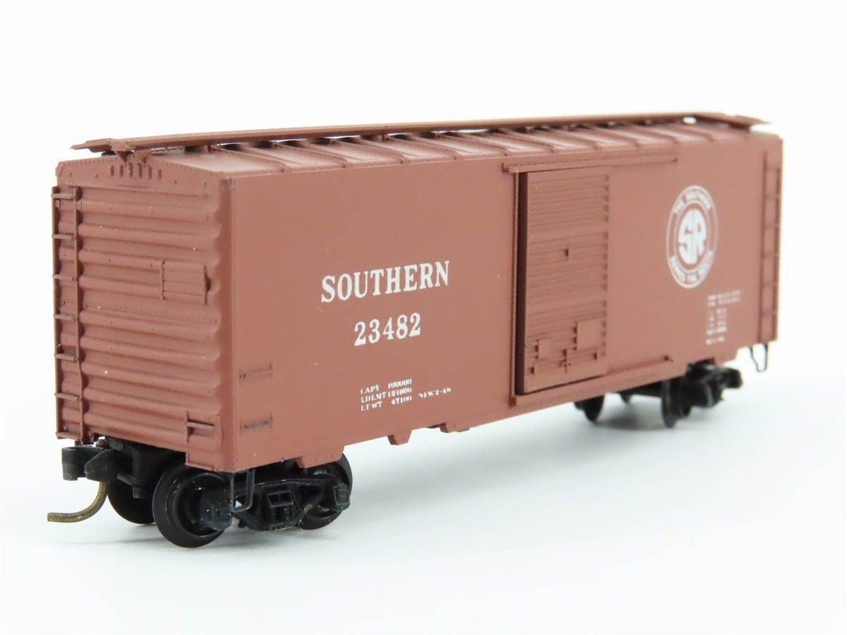 N Kadee Micro-Trains MTL 20062 SOU Southern 40&#39; Box Car #23482 - Blue Label