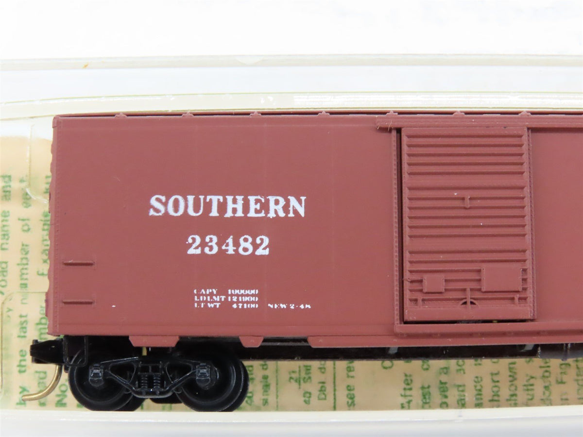 N Kadee Micro-Trains MTL 20018 SOU Southern 40&#39; Box Car #23482 - Blue Label