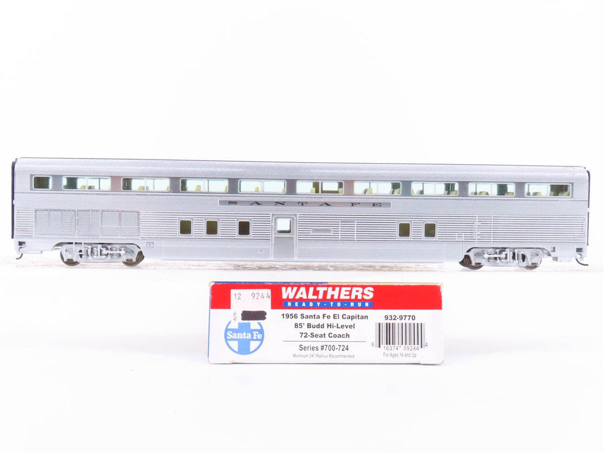 HO Scale Walthers 932-9770 ATSF Santa Fe 85&#39; Budd Hi-Level Coach Passenger Car