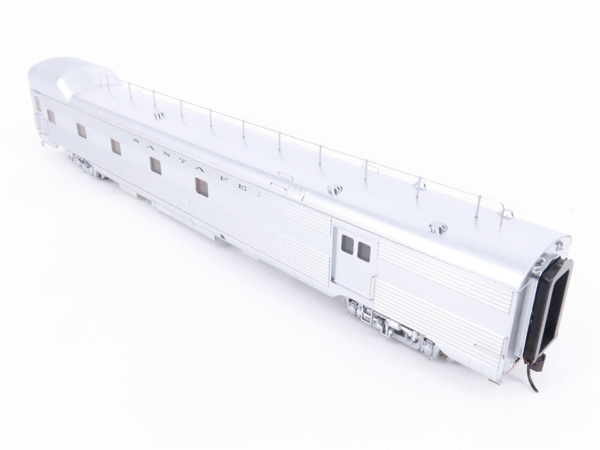 HO Scale Walthers 932-9750 ATSF Santa Fe 85&#39; P-S Baggage-Dorm Passenger Car