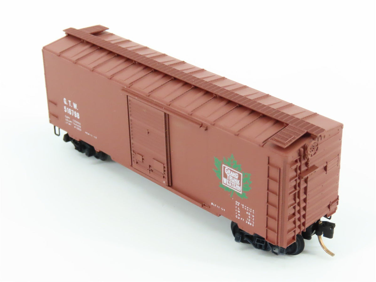 N Scale Kadee Micro-Trains MTL 20018 GTW Railroad 40&#39; Box Car #516798 Blue Label