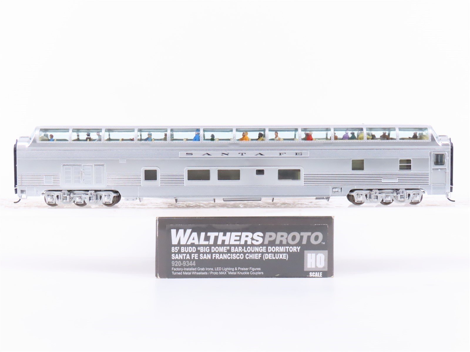 HO Walthers Proto 920-9344 ATSF Santa Fe 85' P-S Bar-Lounge Passenger Car