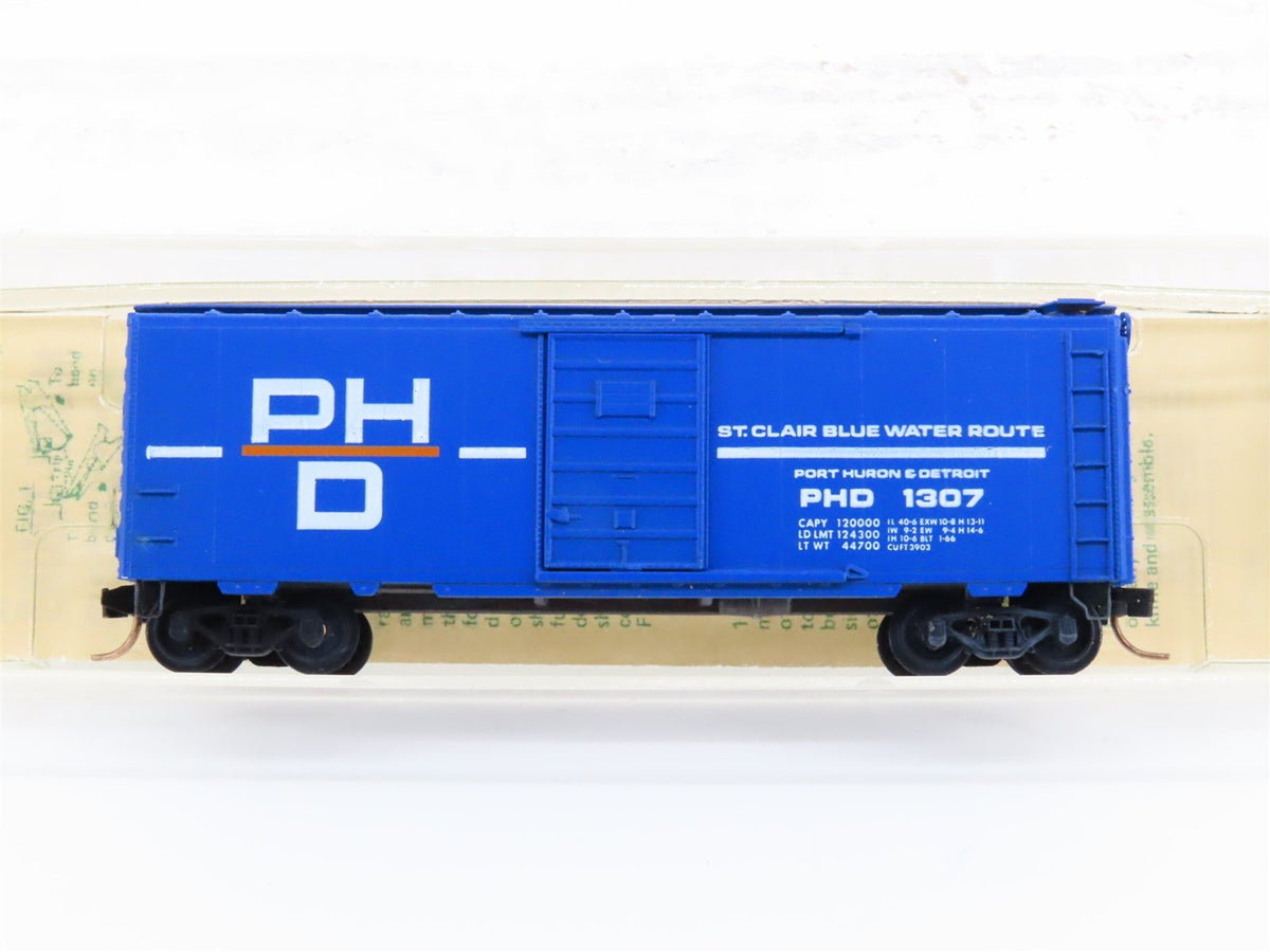 N Scale Kadee Micro-Trains MTL 20318 PHD Railroad 40&#39; Box Car #1307 - Blue Label