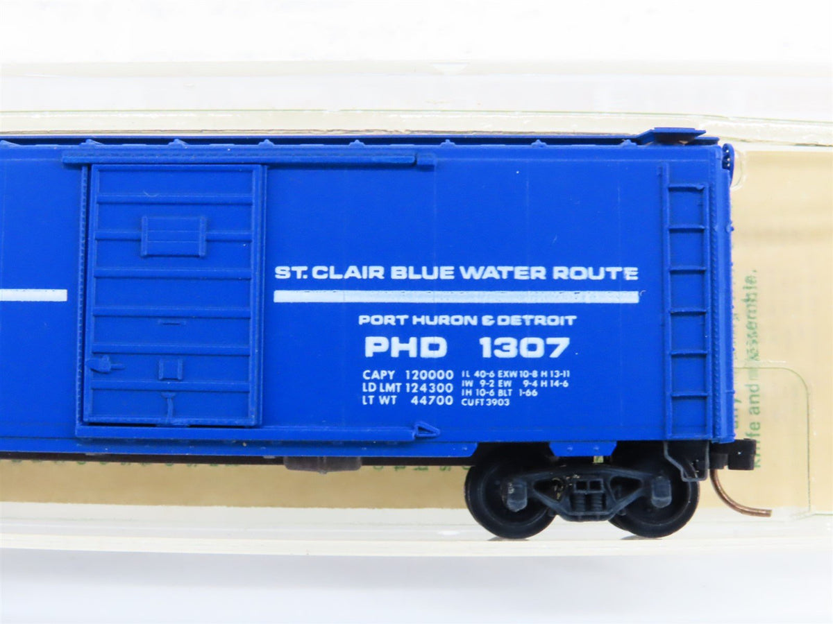 N Scale Kadee Micro-Trains MTL 20318 PHD Railroad 40&#39; Box Car #1307 - Blue Label