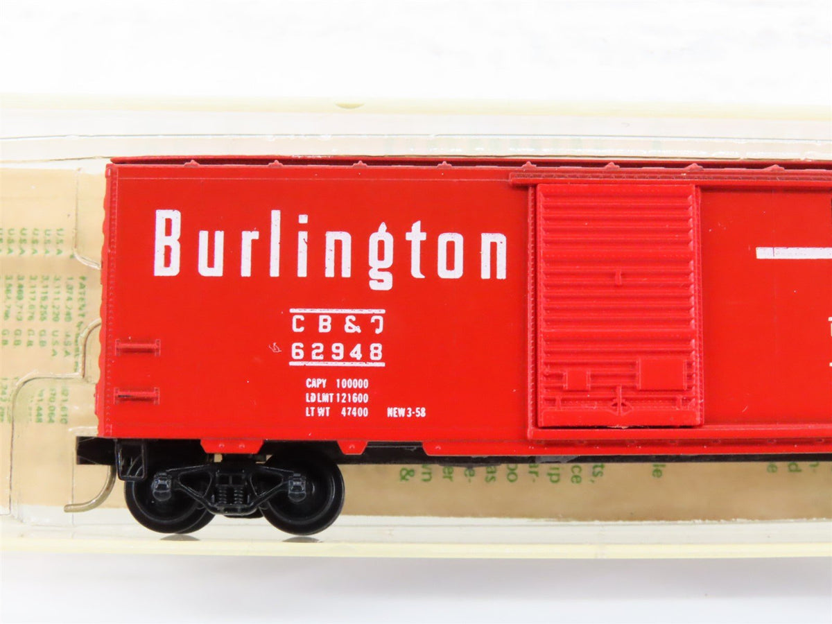 N Kadee Micro-Trains MTL 20338 CB&amp;Q Burlington 40&#39; Box Car #62948 - Blue Label