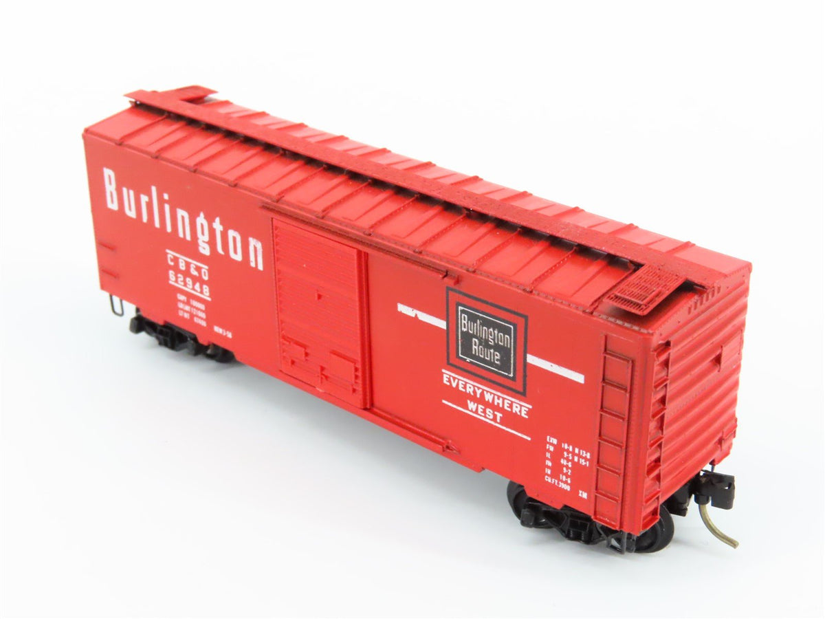 N Kadee Micro-Trains MTL 20338 CB&amp;Q Burlington 40&#39; Box Car #62948 - Blue Label