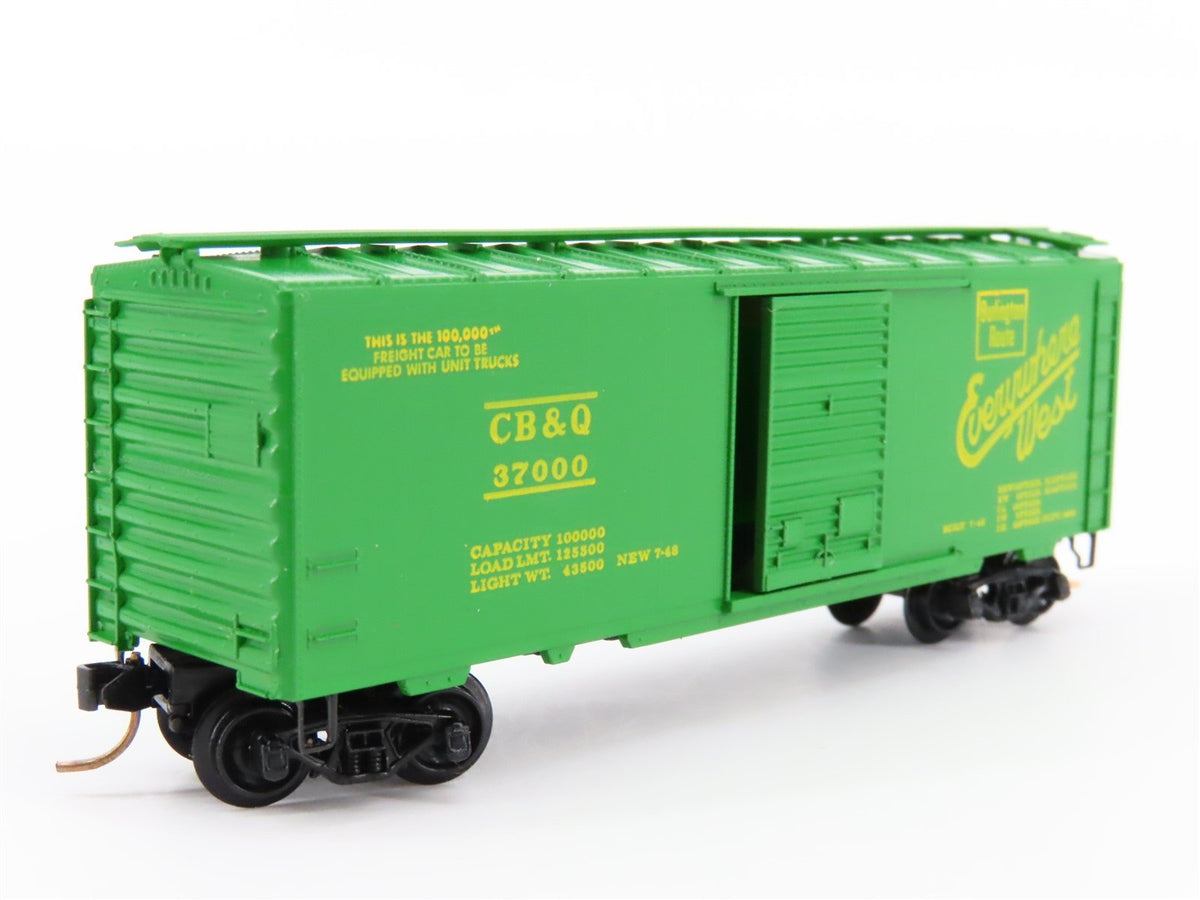 N Scale Kadee Micro-Trains MTL 20131 CB&amp;Q Way Of The Zephyrs 40&#39; Boxcar #37000