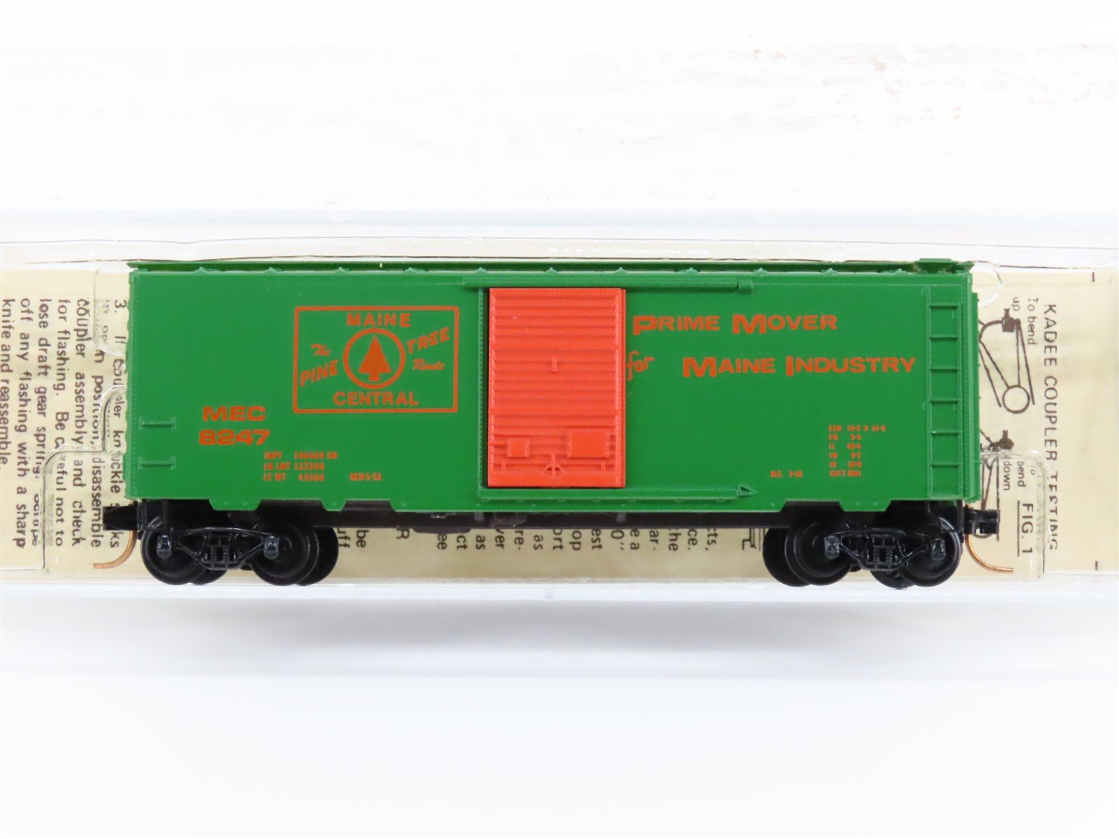 N Scale Kadee Micro-Trains MTL 20220 MEC Maine Central Pine Tree Box Car #8247