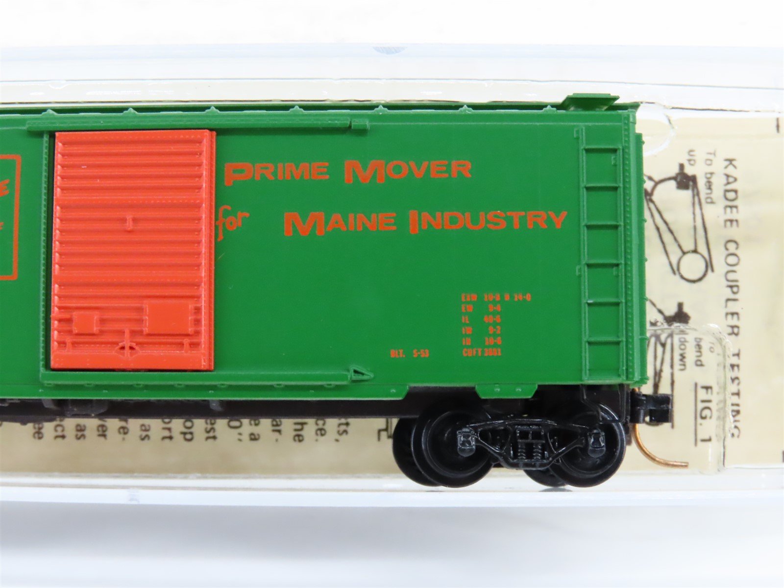 N Scale Kadee Micro-Trains MTL 20220 MEC Maine Central Pine Tree Box Car #8247