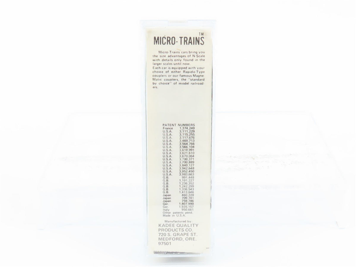 N Scale Kadee Micro-Trains MTL 20220 MEC Maine Central Pine Tree Box Car #8247