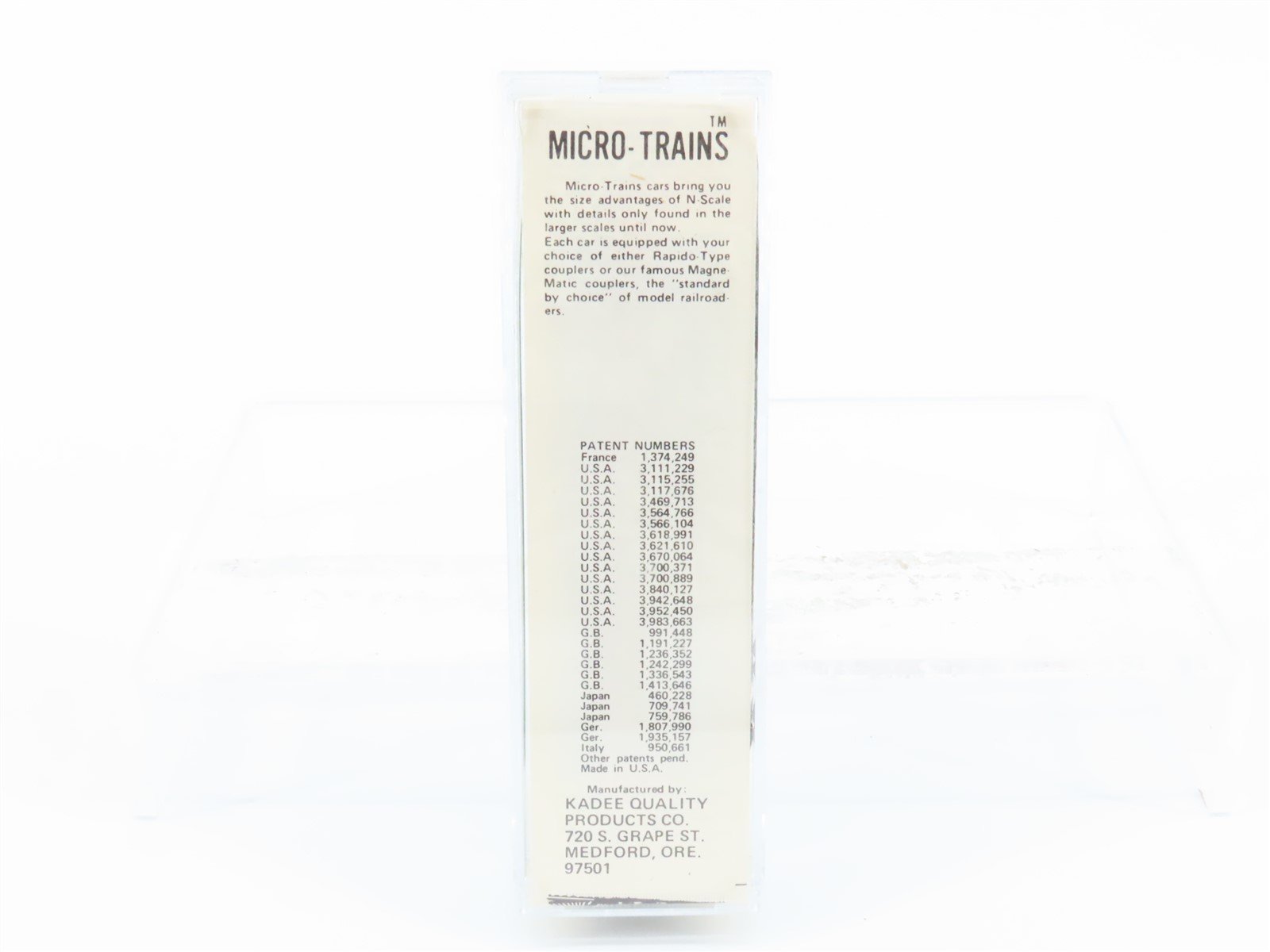 N Scale Kadee Micro-Trains MTL 20220 MEC Maine Central Pine Tree Box Car #8247