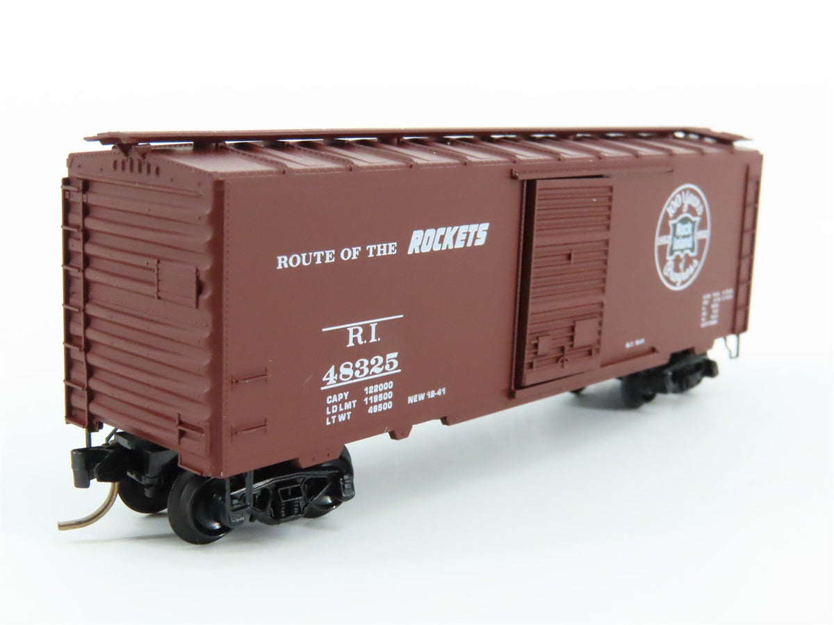 N Scale Kadee Micro-Trains MTL 20700 RI Rock Island Rockets 40&#39; Box Car #48325