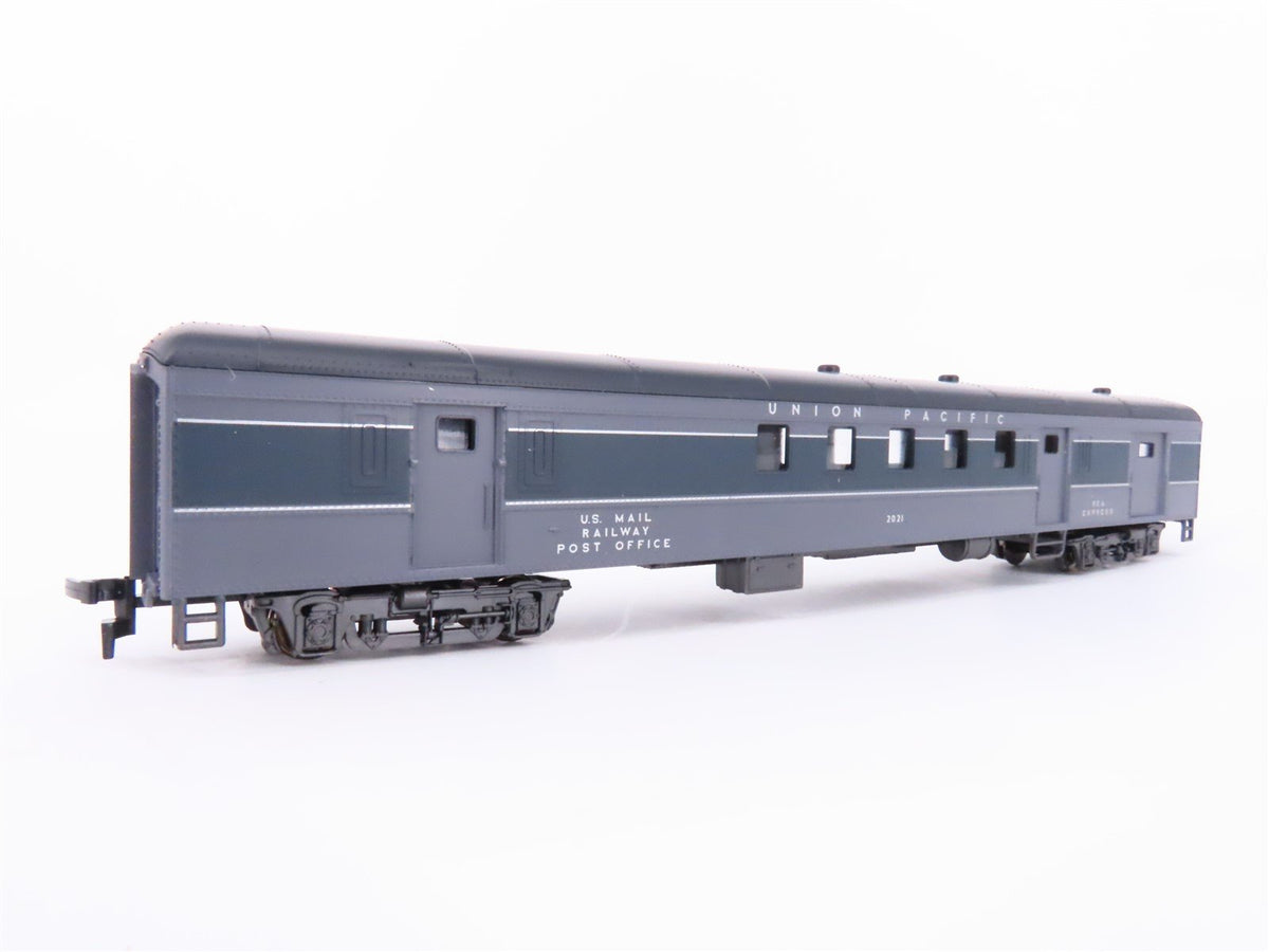 HO Scale Rivarossi 6941 UP Union Pacific 1930s RPO, Sleeper Passenger 4-Cars