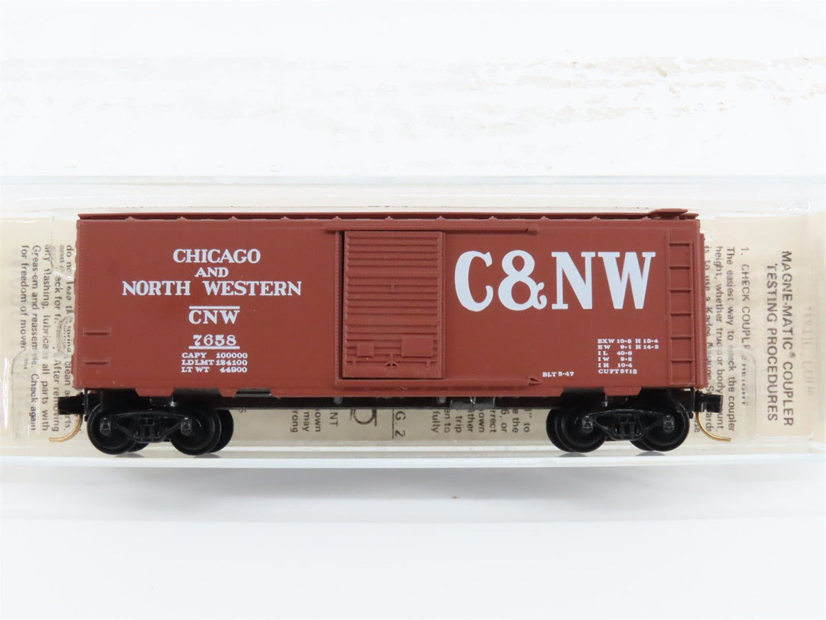 N Scale Kadee Micro-Trains MTL 20270 CNW Chicago North Western 40&#39; Box Car #7658