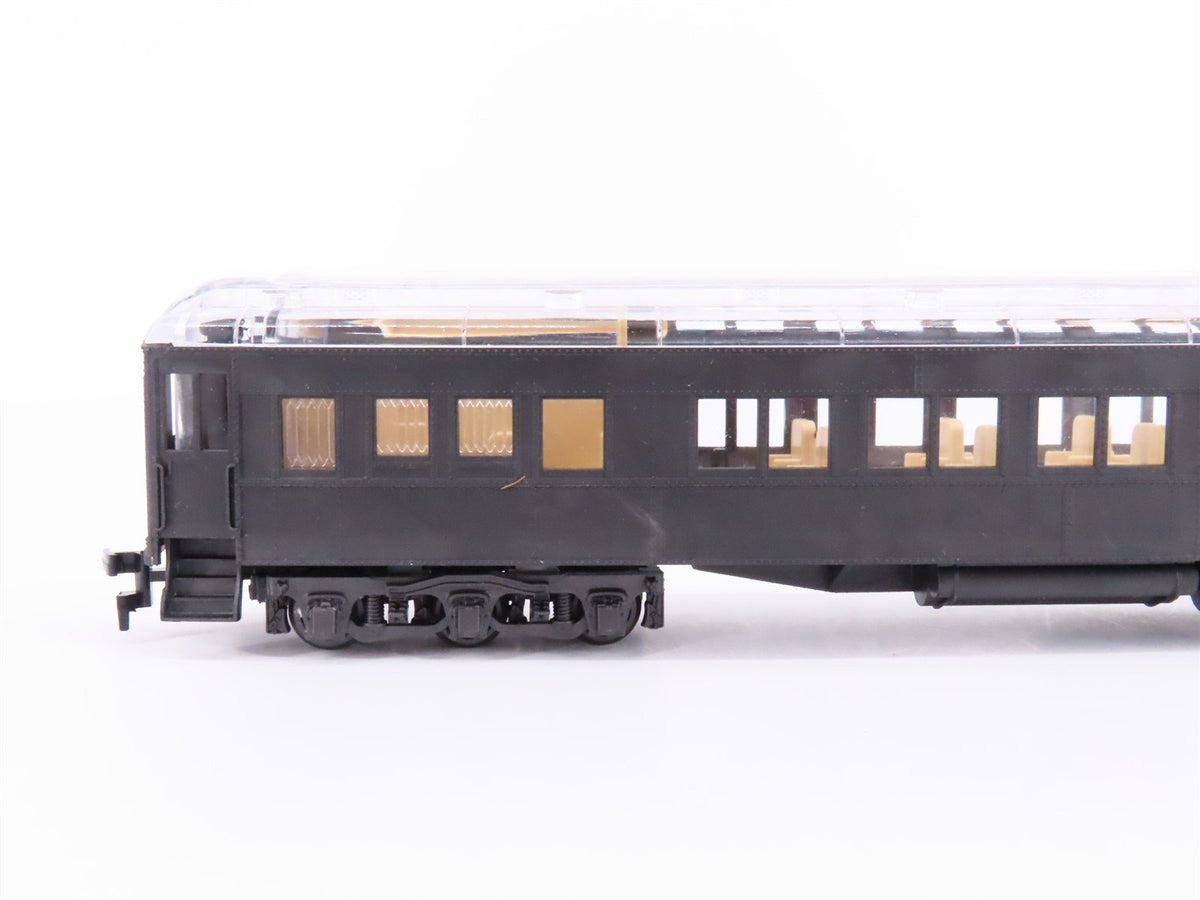 HO Scale Rivarossi R6601 Unpainted Coach Passenger Car