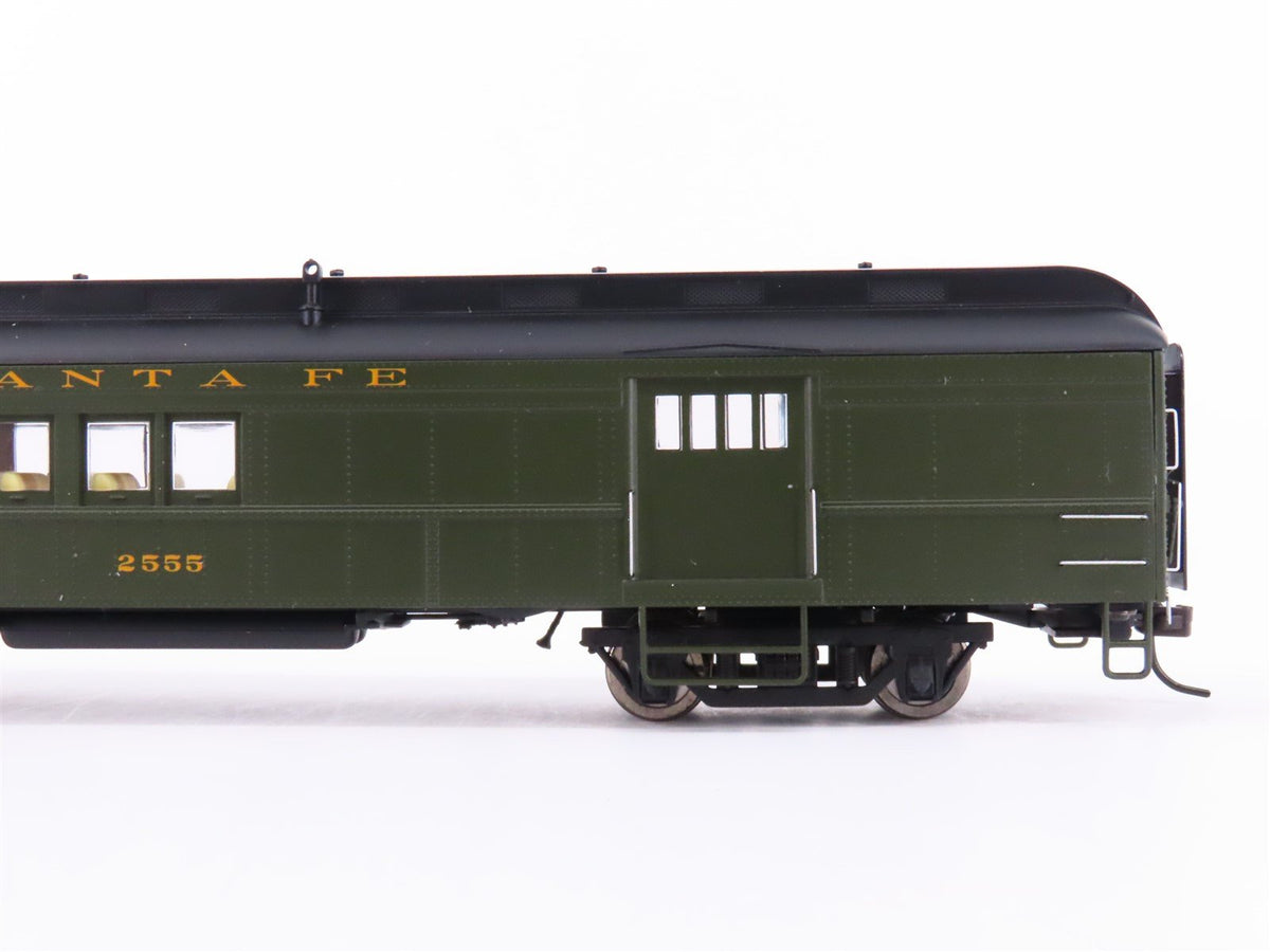 HO Scale Rivarossi HR4212 ATSF Santa Fe 60&#39; Combine Passenger Car #2555