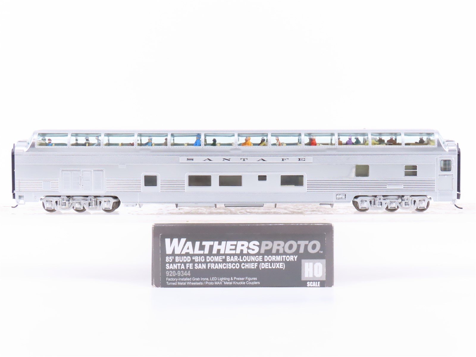 HO Walthers Proto 920-9344 ATSF Santa Fe 85' Budd Dome Lounge Passenger Car