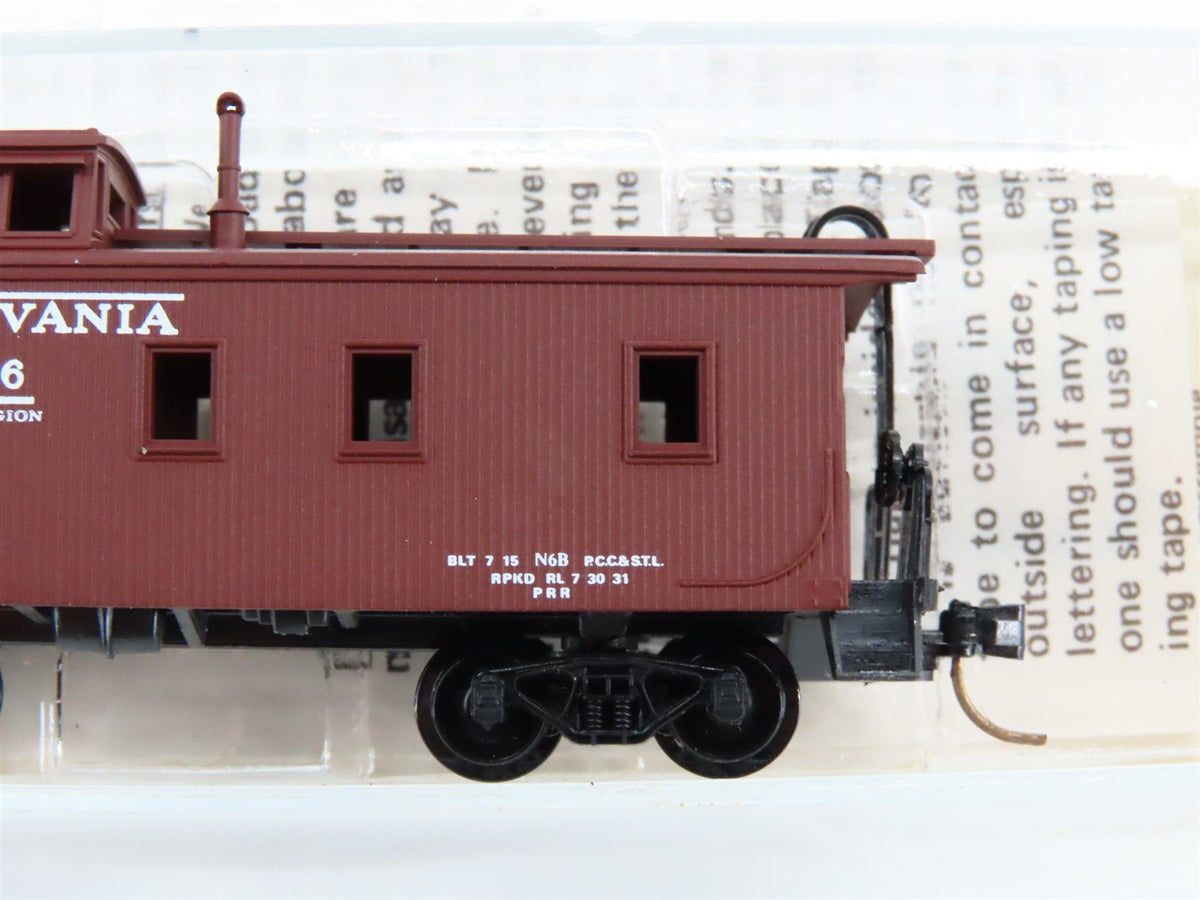 N Scale Kadee Micro-Trains MTL 50020 PRR Pennsylvania 34&#39; Caboose #981676