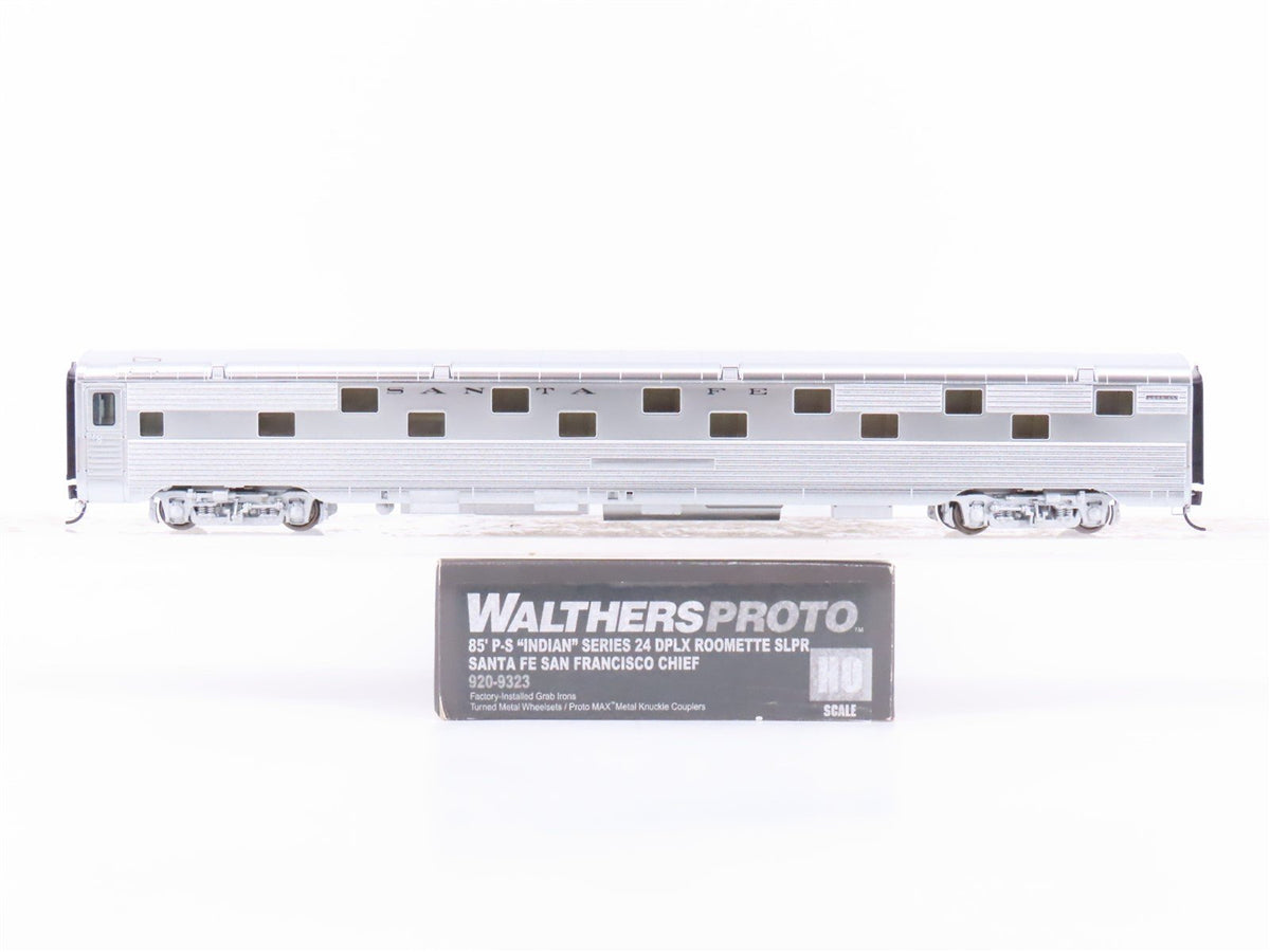 HO Walthers Proto 920-9323 ATSF Santa Fe 85&#39; P-S Dplx Roomette Passenger Car