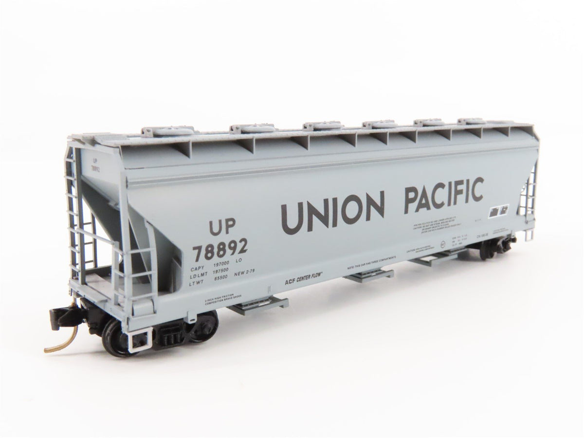 N Scale Micro-Trains MTL 93010 UP Union Pacific 3-Bay Covered Hopper #78892