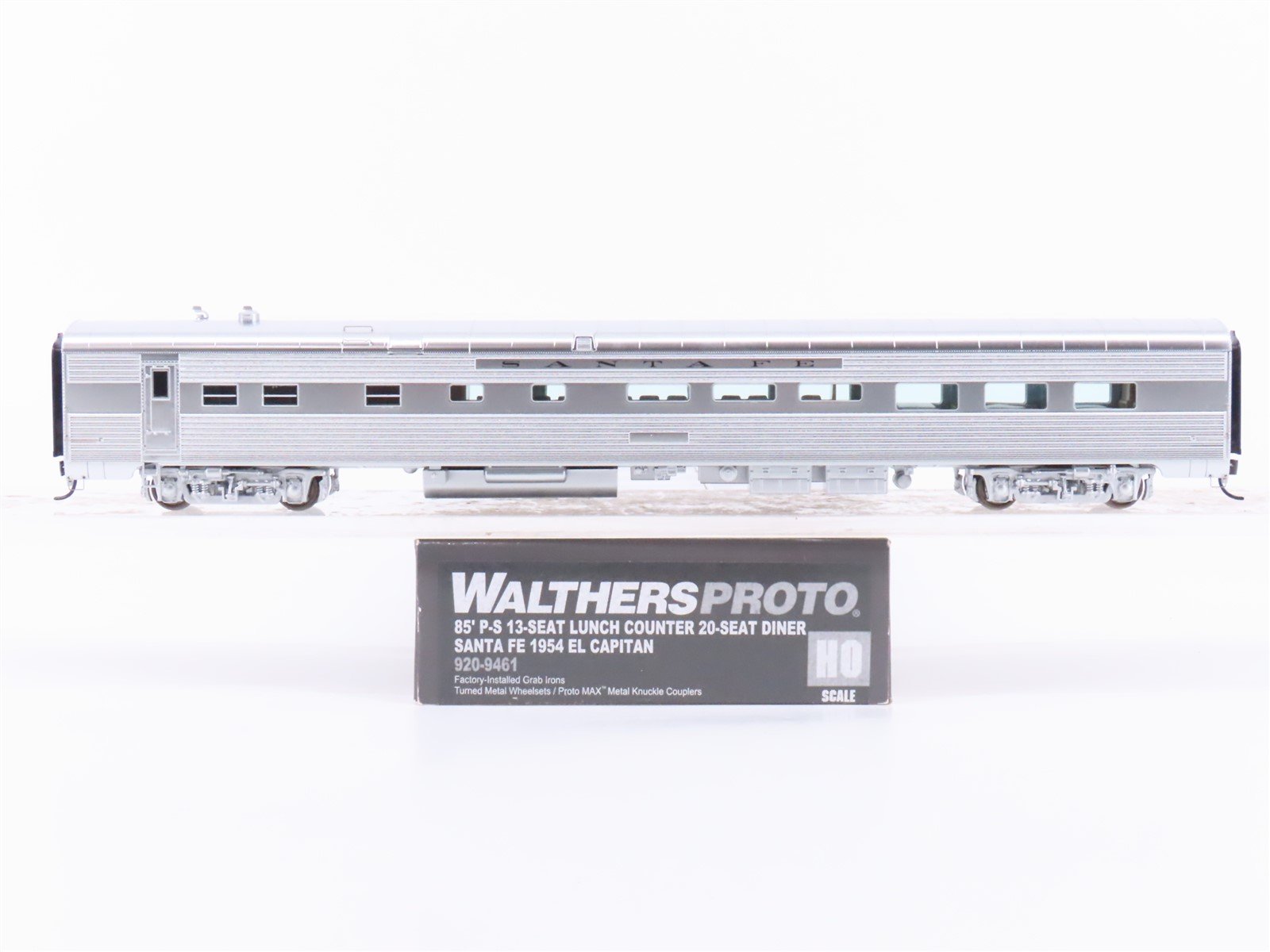 HO Walthers Proto 920-9461 ATSF Santa Fe 85' P-S 20-Seat Diner Passenger Car