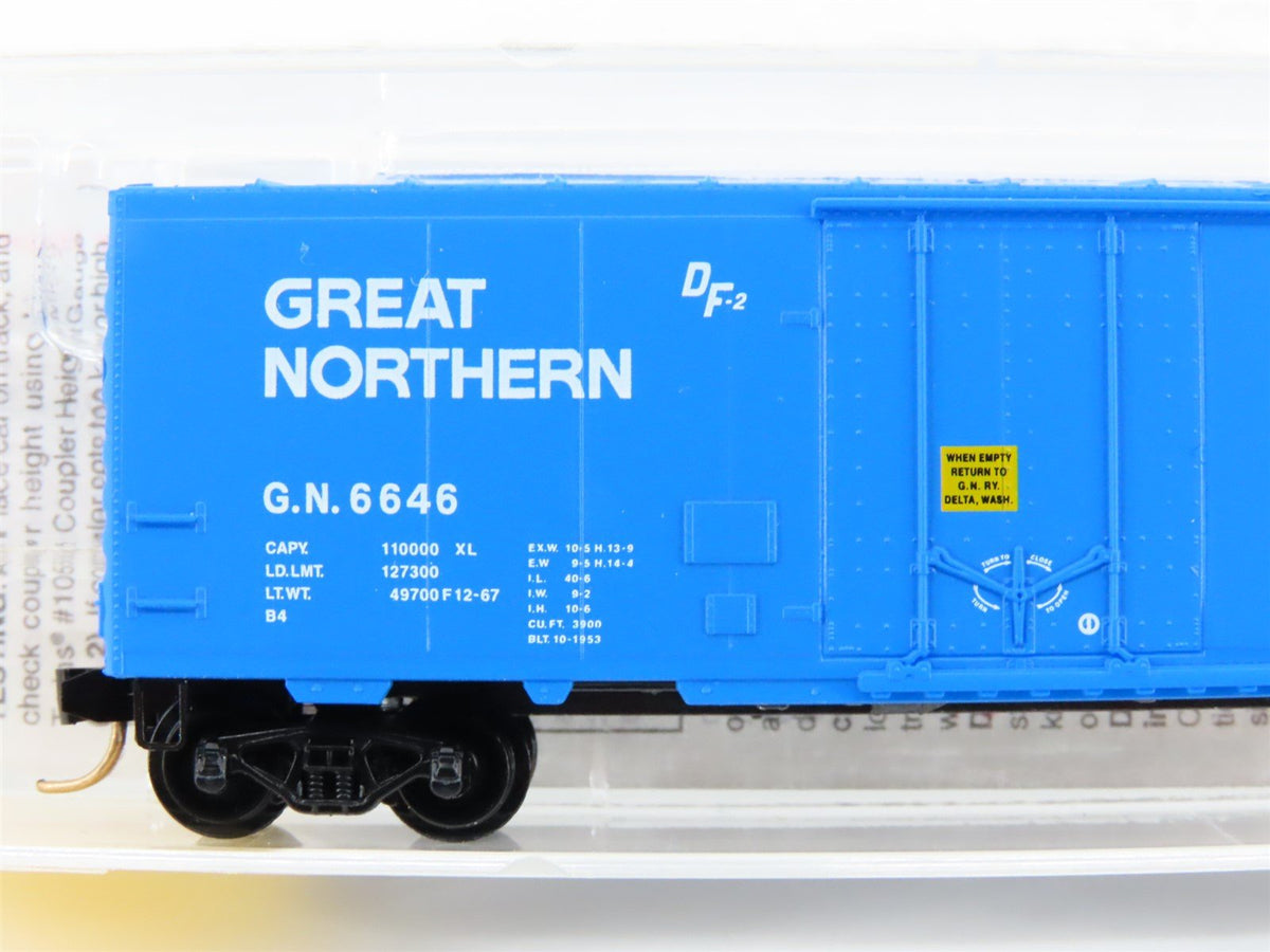 N Scale Micro-Trains MTL 74030 GN Great Northern Big Sky Blue 40&#39; Box Car #6646