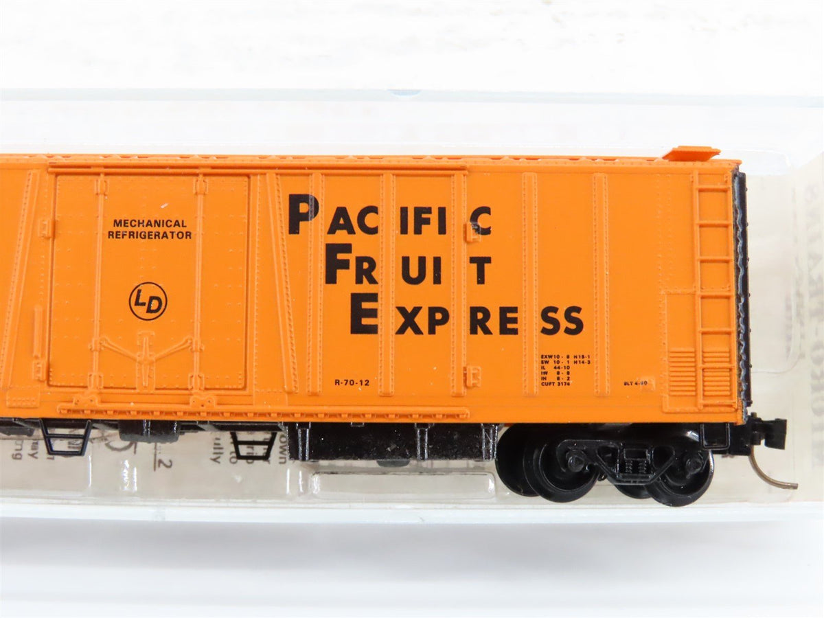 N Kadee Micro-Trains MTL 70010 UP SP PFE Pacific Fruit Express Reefer #301231