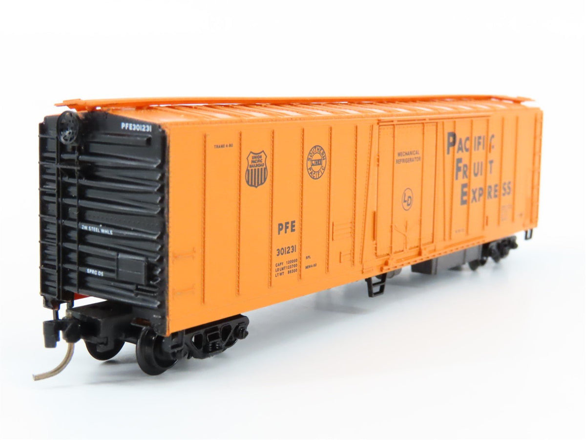 N Kadee Micro-Trains MTL 70010 UP SP PFE Pacific Fruit Express Reefer #301231