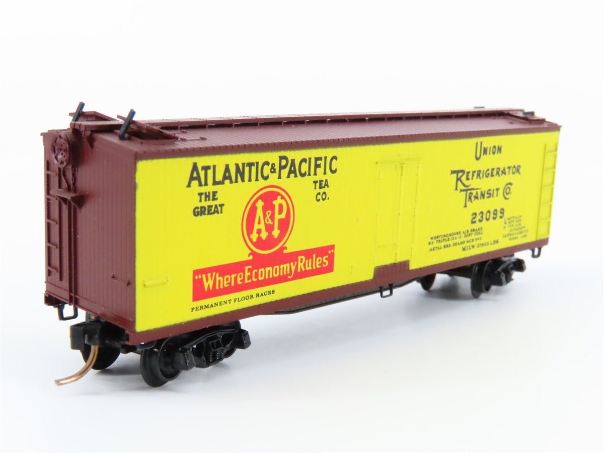 N Scale Kadee Micro-Trains MTL 47011 URTC A&amp;P Atlantic &amp; Pacific Reefer #23099