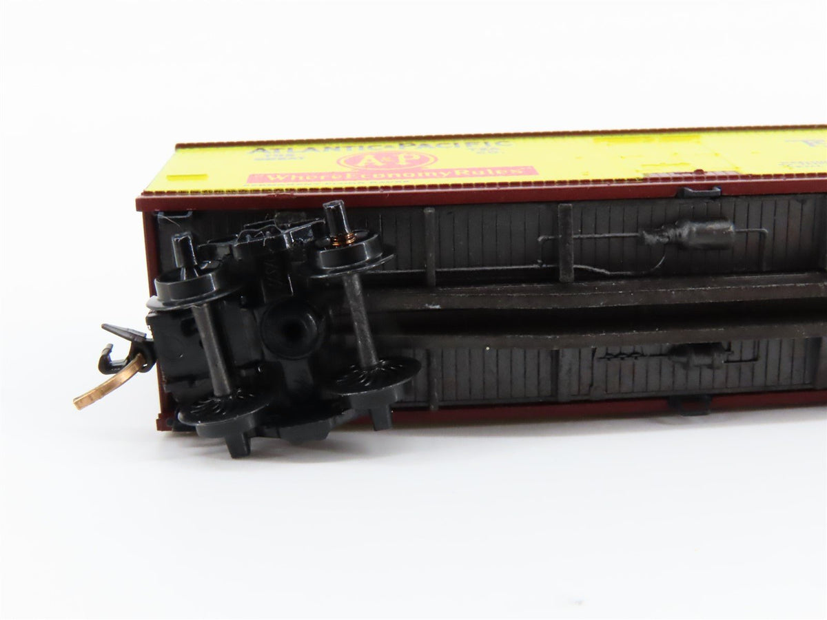 N Scale Kadee Micro-Trains MTL 47011 URTC A&amp;P Atlantic &amp; Pacific Reefer #23099