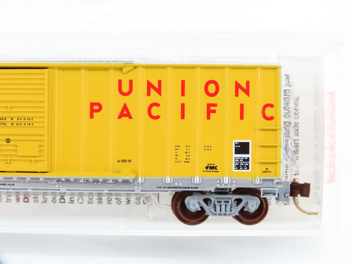 N Scale Micro-Trains MTL 30180 UP Union Pacific 50&#39; Double Door Box Car #300305