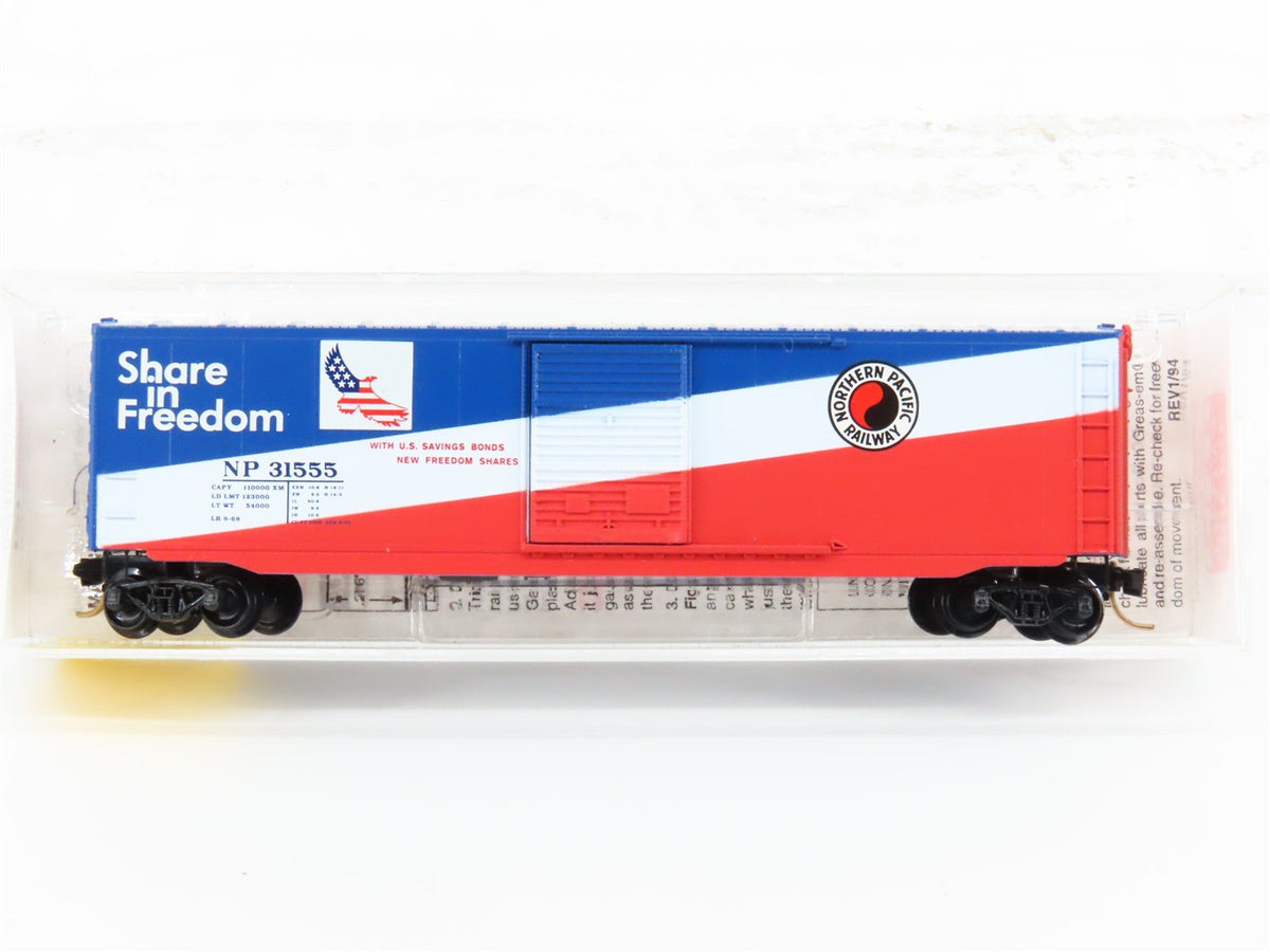 N Micro-Trains MTL 77010 NP Northern Pacific Share in Freedom 50&#39; Box Car #31555