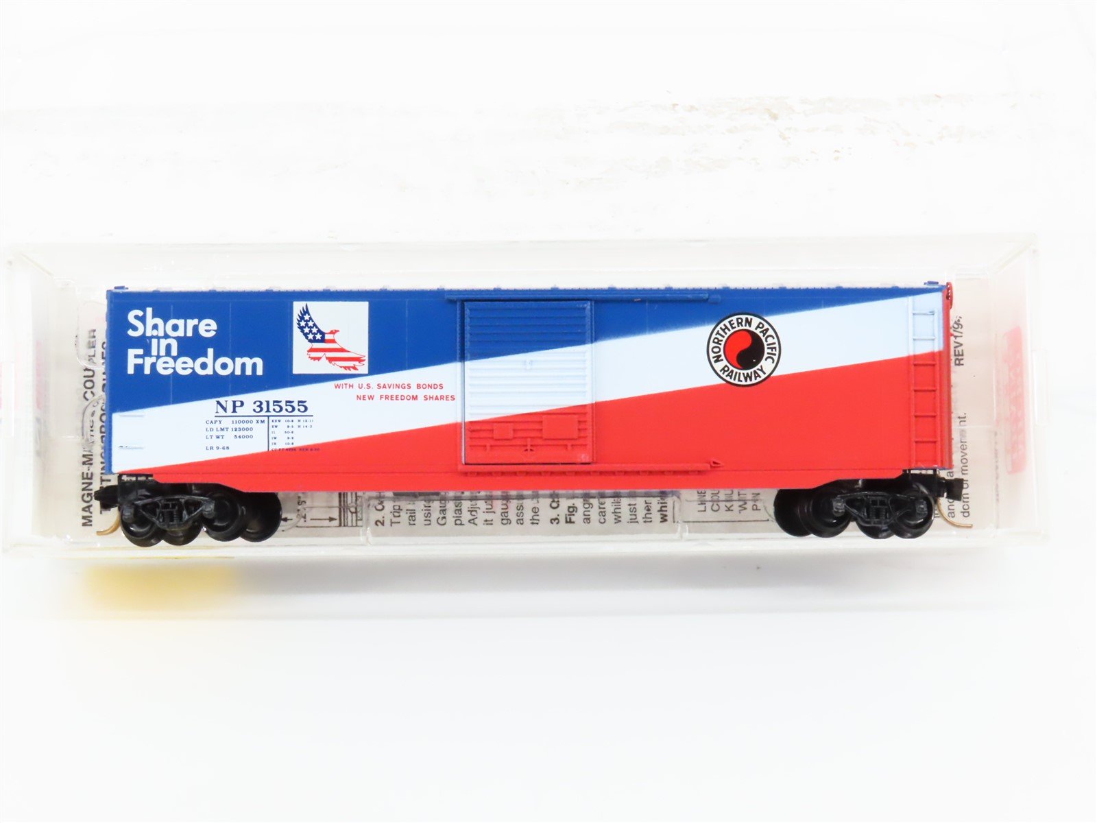 N Micro-Trains MTL 77010 NP Northern Pacific Share in Freedom 50' Box Car #31555