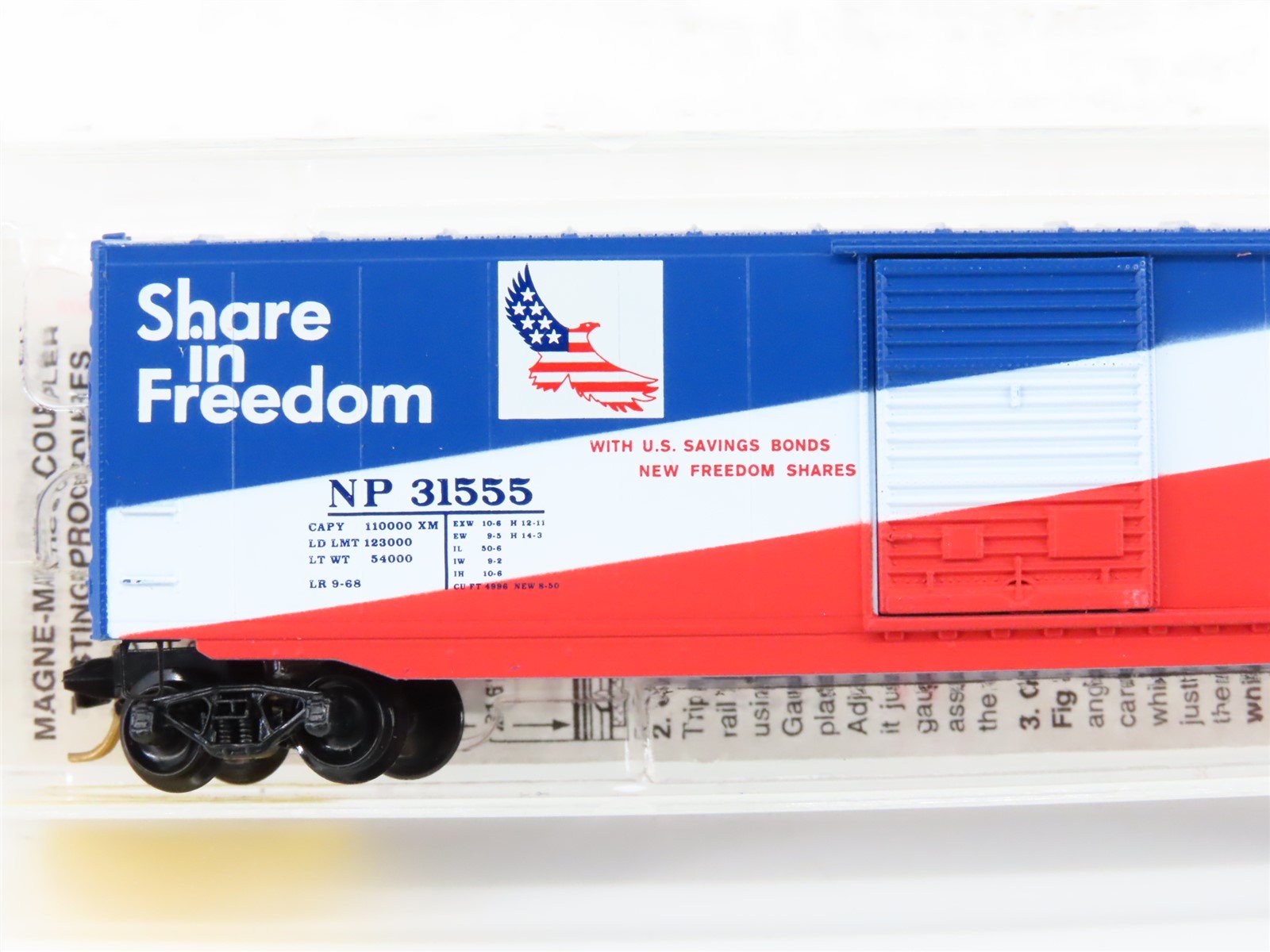 N Micro-Trains MTL 77010 NP Northern Pacific Share in Freedom 50' Box Car #31555