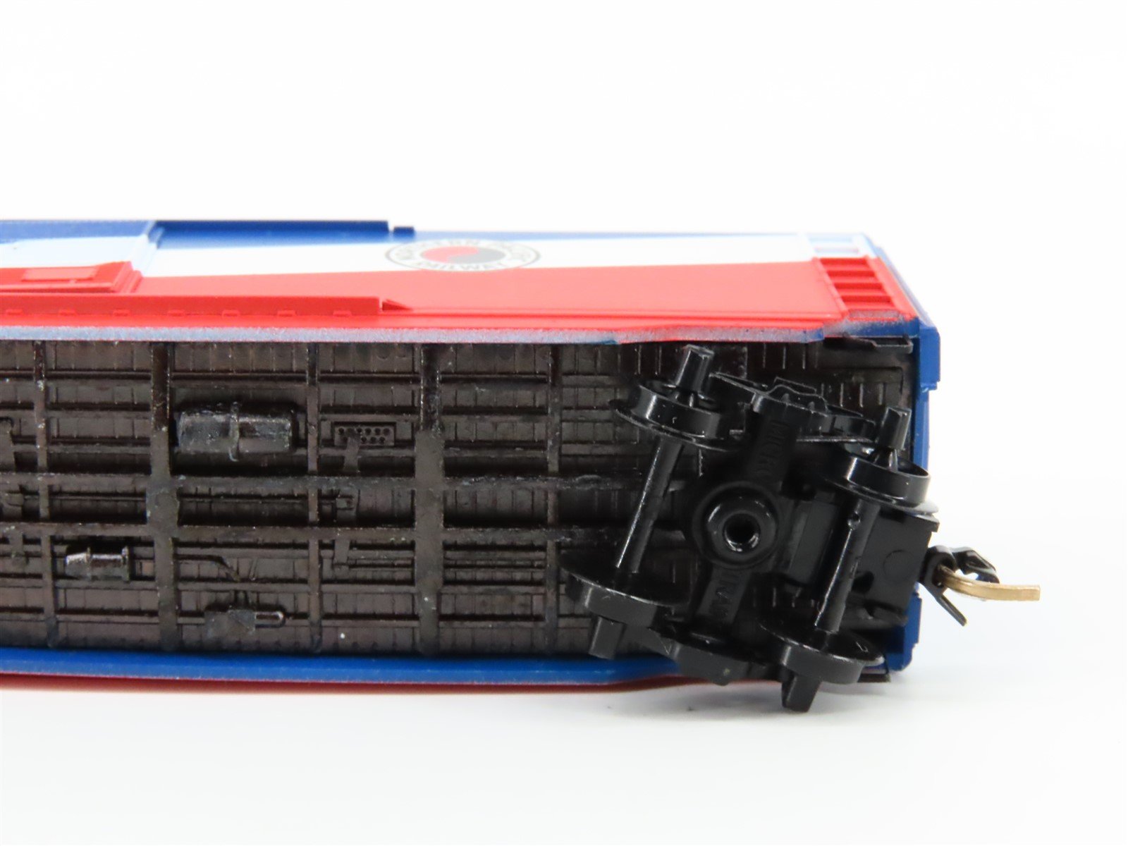 N Micro-Trains MTL 77010 NP Northern Pacific Share in Freedom 50' Box Car #31555